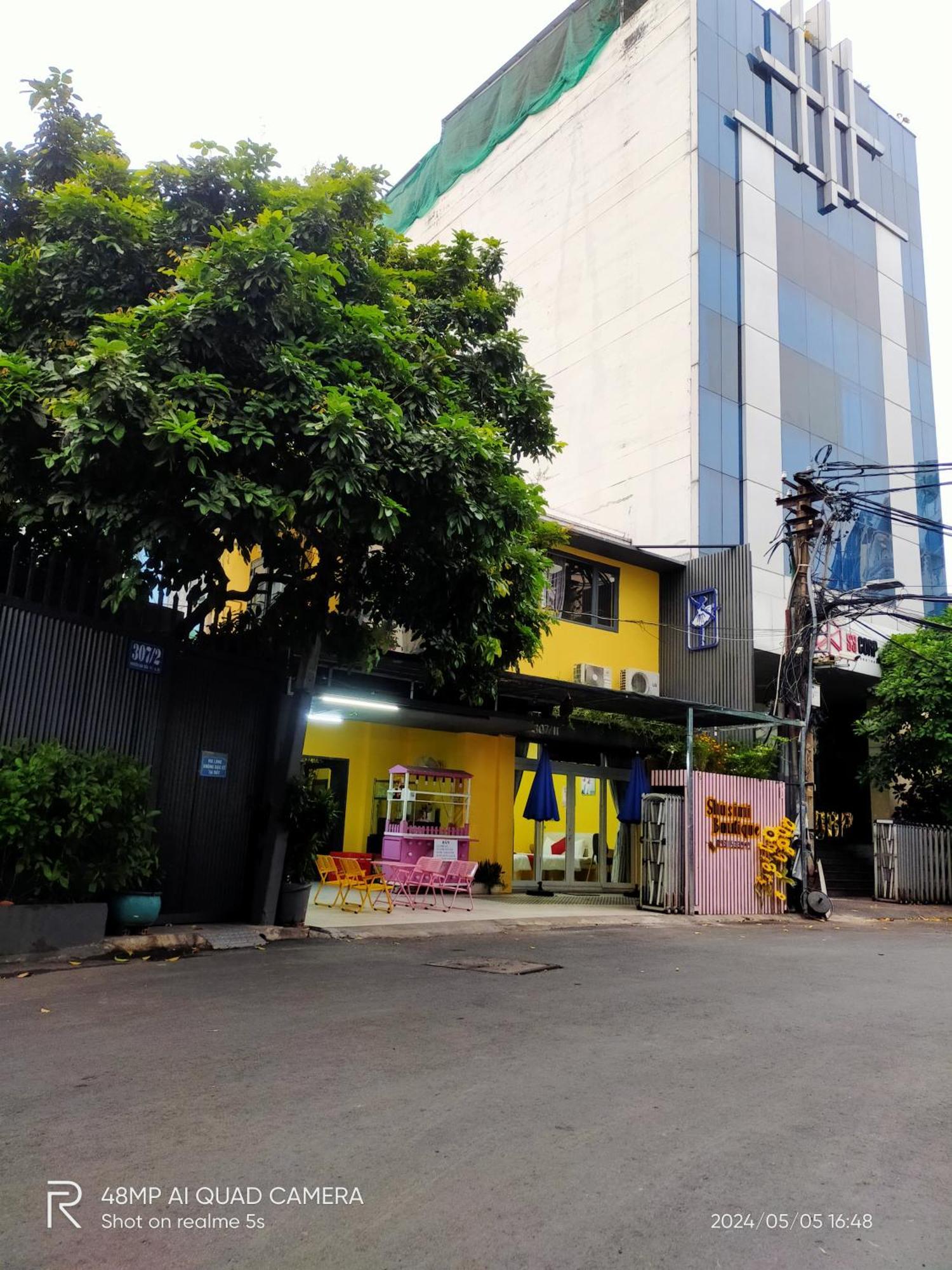 Khách sạn hẻo lánh Shusimi House & Boutique Near Tan Son Nhat Airport