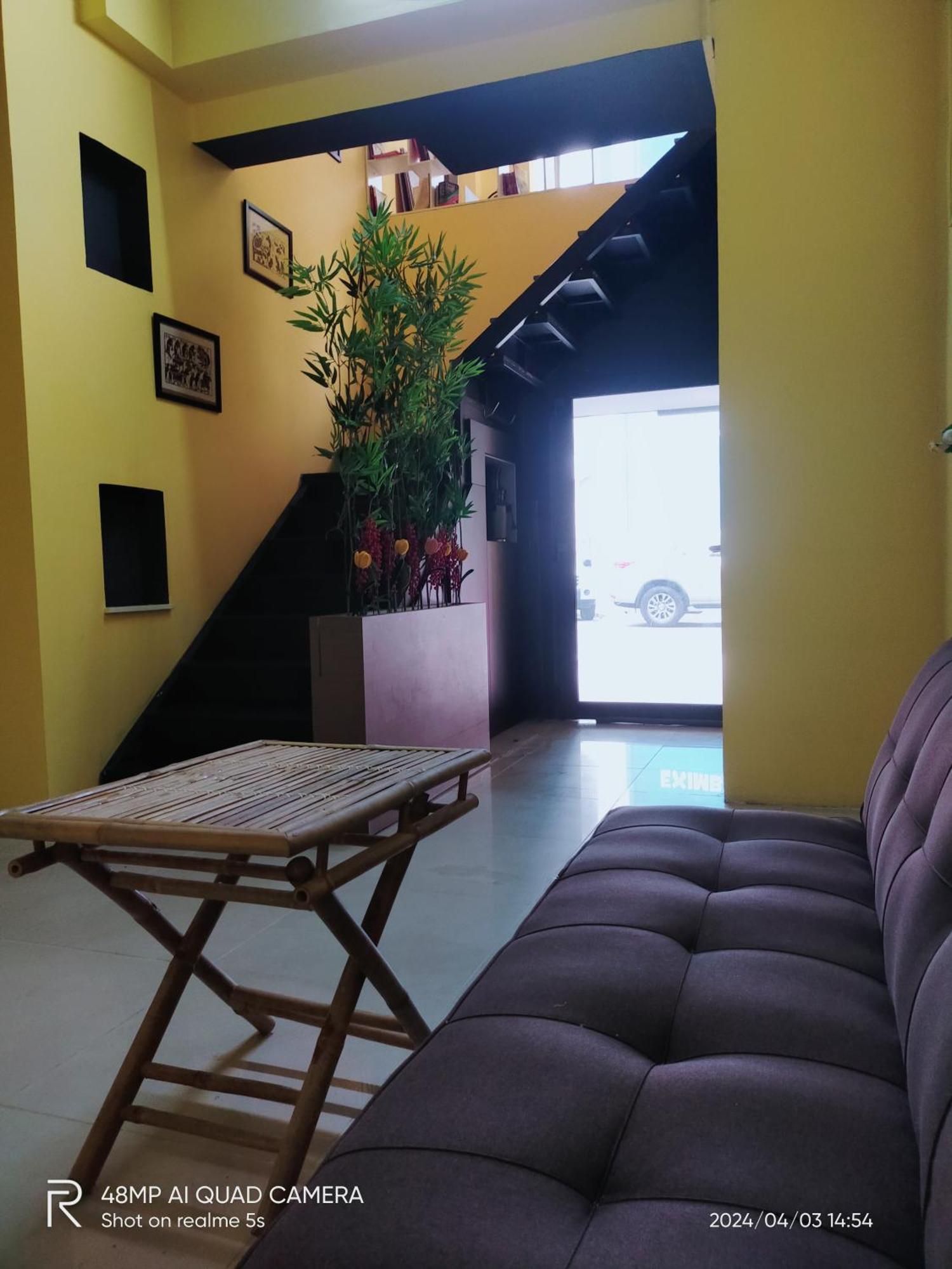 Shusimi House & Boutique Near Tan Son Nhat Airport Khách sạn hẻo lánh